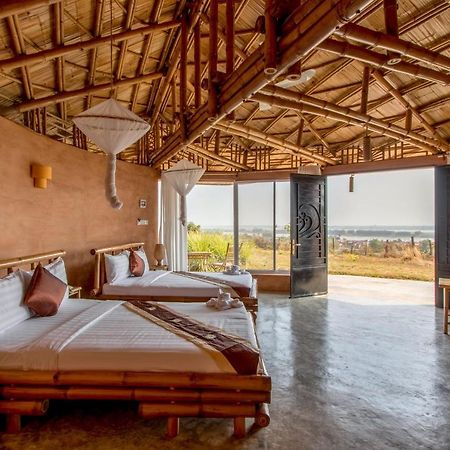 Hanchey Bamboo Resort Kampong Cham Ngoại thất bức ảnh