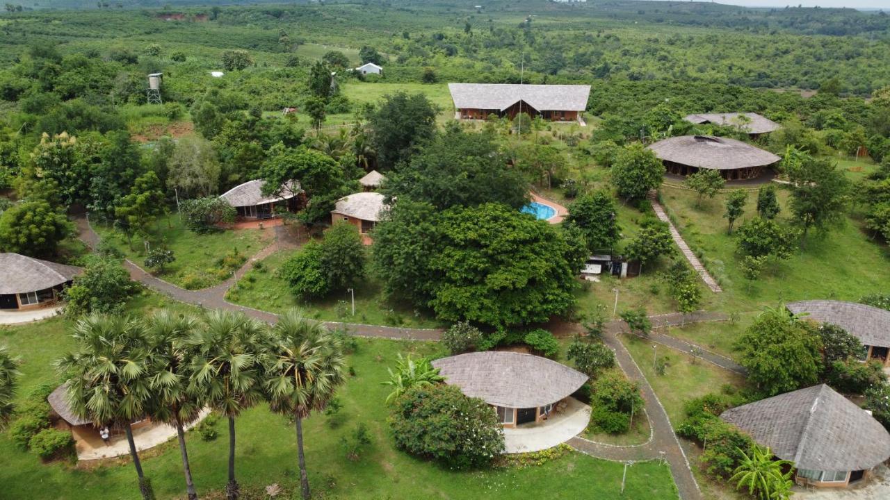 Hanchey Bamboo Resort Kampong Cham Ngoại thất bức ảnh