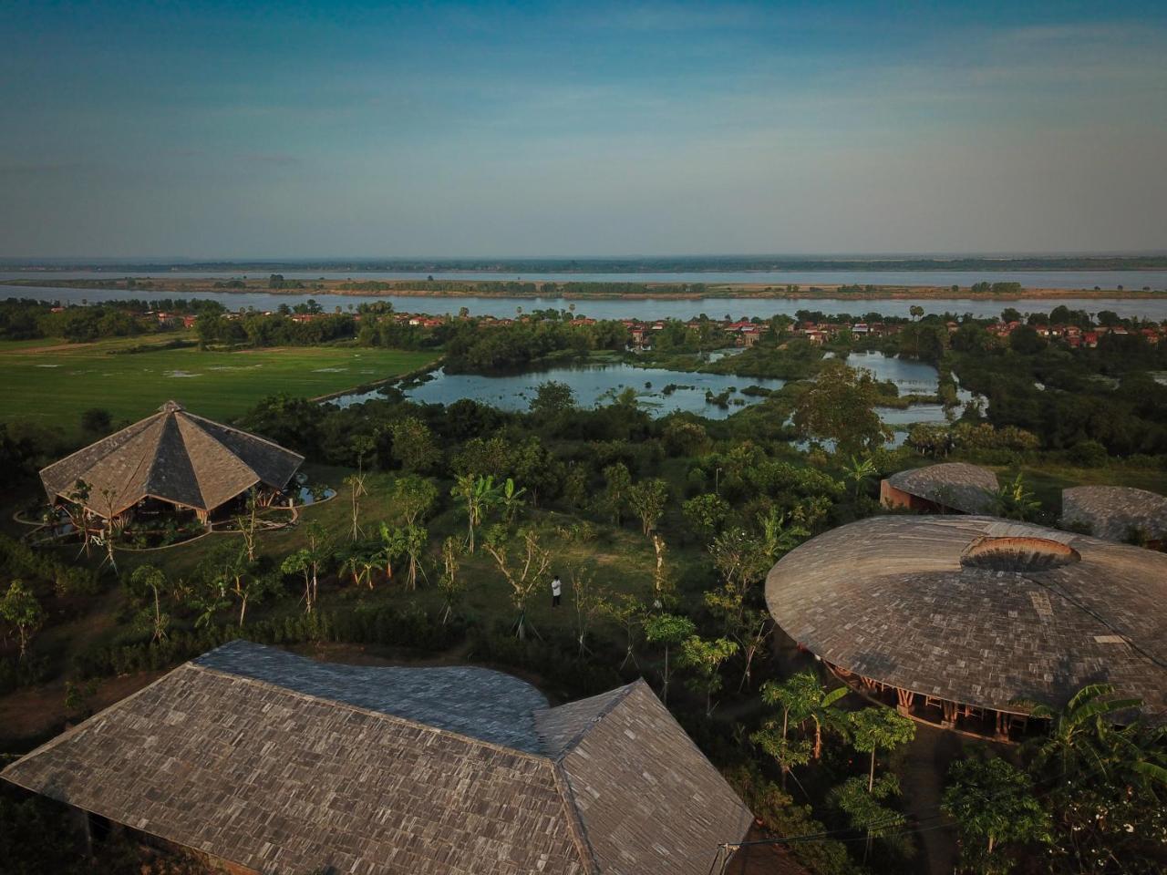 Hanchey Bamboo Resort Kampong Cham Ngoại thất bức ảnh